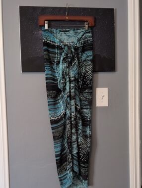 Sarong Social Club/St. Jazmin Sheer Sarong